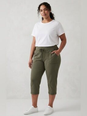 Athletic Works Olive Green Core Knit Capri Pants w/pockets - Size XL